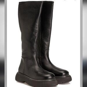 Steve Madden- Whisper Black Leather Boots